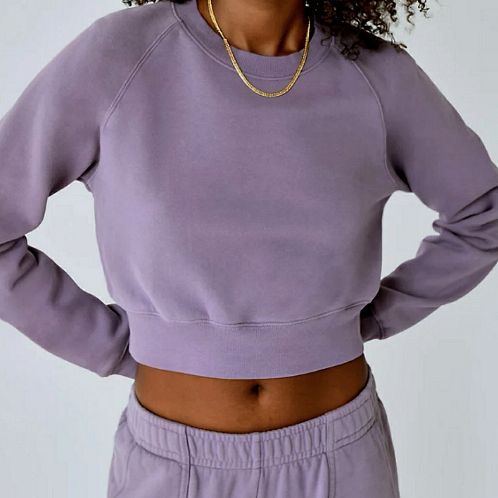 Aritzia TNA Cozy Fleece Perfect purple cropped sweatshirt top